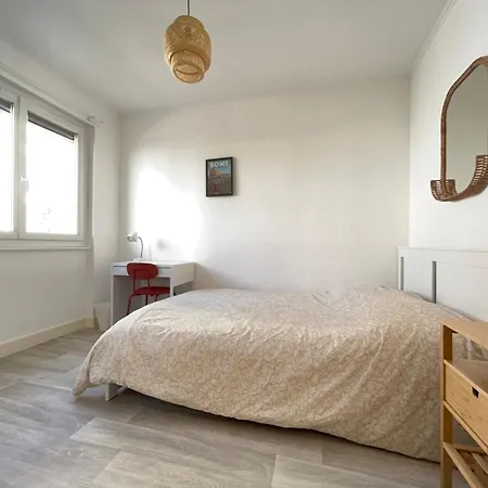 Apartmán Le Lemptegy - Confortable T4 Proche De La Gare Avec Petit Balcon *