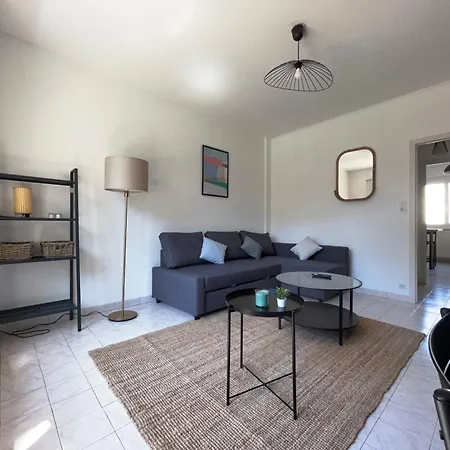 Apartmán Le Lemptegy - Confortable T4 Proche De La Gare Avec Petit Balcon